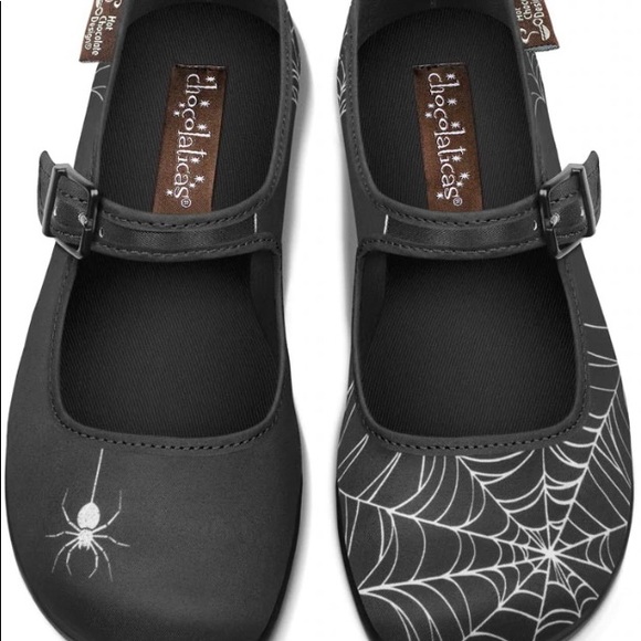 Size 9, real Hot Chocolate brand! Comes with button. Super silky and soft. - Picture 4 of 5